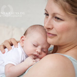 Geburtsfotografie und Familienreportagen (Lifestyle und Portrait)