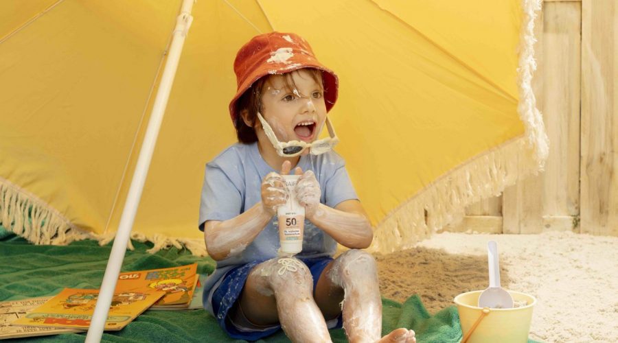 Sonnenschutz fürs Baby: 10 Tipps für heiße Tage