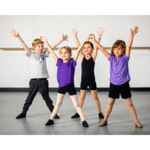 Kreativer Kindertanz & Tanzakrobatik 5-7 J. I Flow Motion Studio Neukölln